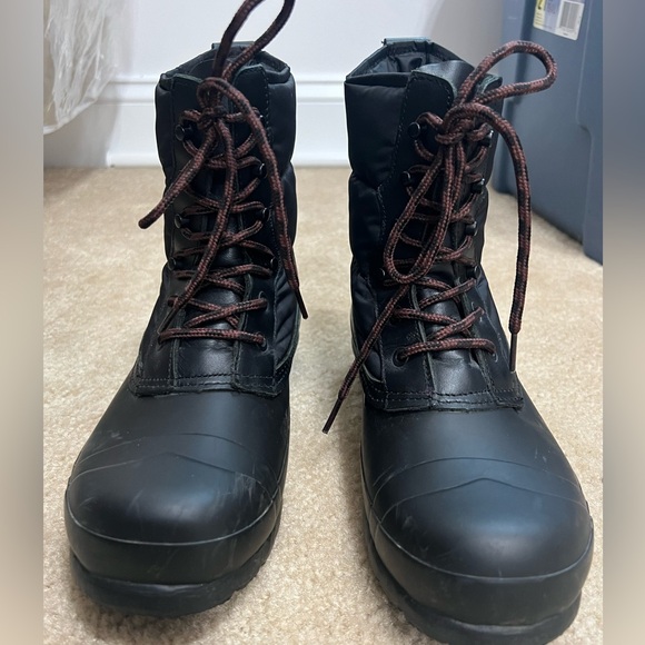 Hunter Insulted Duck Boot - Picture 2 of 10